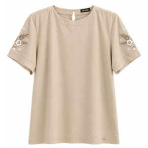 Blusa Aline de Manga Curta com Bordado Floral nas Mangas
